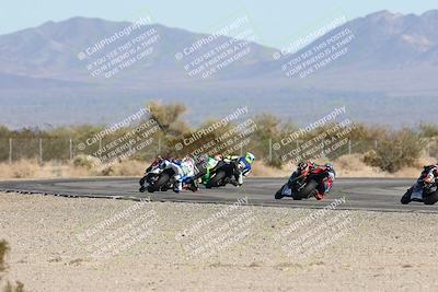 media/Dec-06-2025-CVMA (Sat) [[4a896cc04c]]/Race 4-Formula Middleweight/